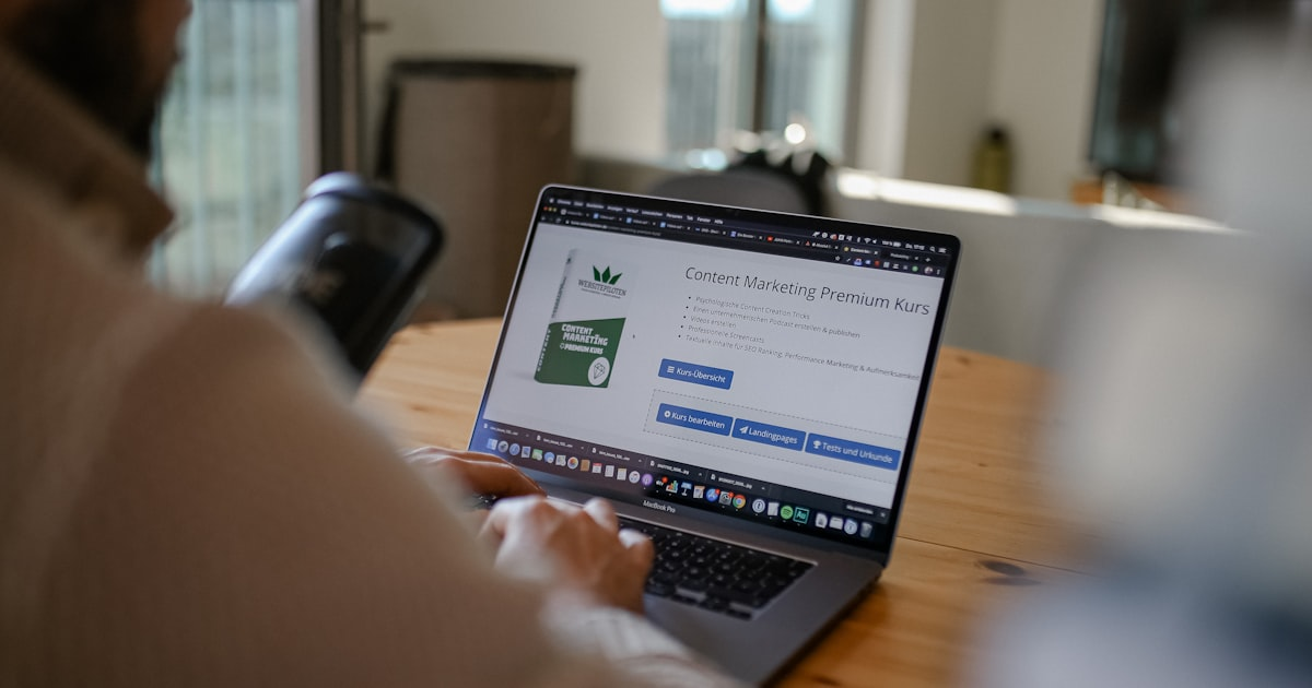 Using Analytics to Improve Landing Pages