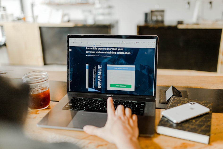 Integrating Social Proof on Landing Pages